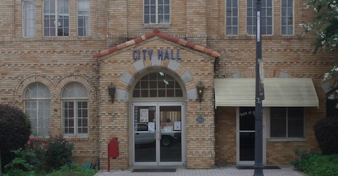 Wide City Hall Header Image Mobile